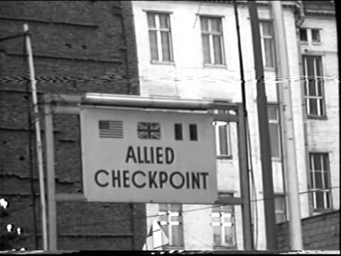 Checkpoint Charlie 1984