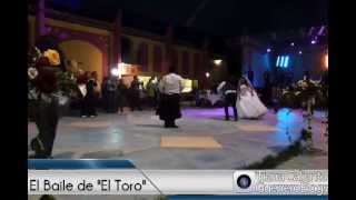 preview picture of video 'El Baile de El Toro- Tradiciones de Tierra Caliente.'