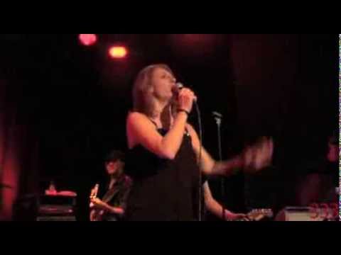 "Bringts ma irgendwer a Achtl" - Birgit Denk @ Porgy 2011