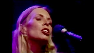 Joni Mitchell • Help Me • The New Victoria Theatre, London • 22 April 1974