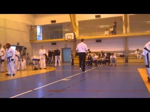 Maciej Milecki - Arek Ratajczak light-contact -64kg MP Halinów 2013