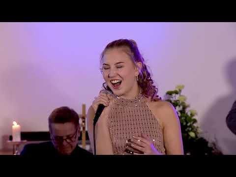 Tuuli Pauliina - Let the years go by (live AlfaTV 2019)