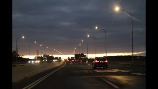 "הגיטריסט החילוני שבא ממשפחה של טייסים והפך לאברך חרדי"... 'הגשר הצר אל החיים הטובים' עומר שניידר