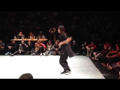 Funkin-Stylez NRW 2013 House Battle John Agesilas vs Nedda Sou