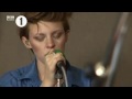 La Roux - Bulletproof , Live 