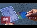 Cómo las mafias venden pasaportes falsos a los migrantes