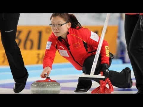 CURLING:World Women's Chp 2013 - Draw 15 CHN-CAN