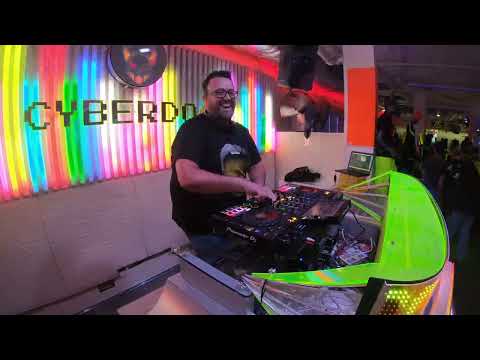CYBERDOG DJ BEZI LIVE SET