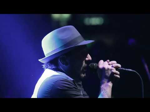 Videoclip de De Amar — La Vela Puerca