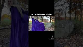 Work that broom witch #cosplay #hocuspocus #sarahsanderson #sandersonsisters #halloween