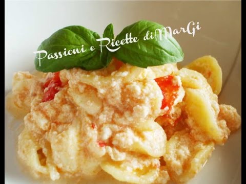 Pasta con ricotta fresca e pomodorini, ricetta facile e gustosa