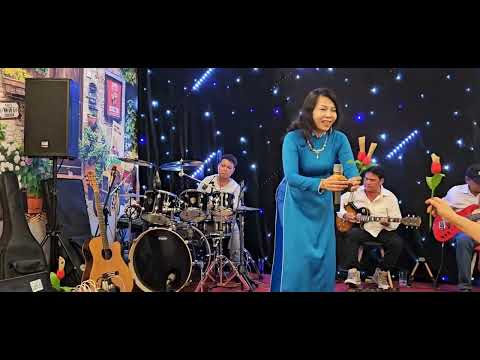 Tiếng Hát Ngọt Quá Đỗi Với Ca Khúc Thư Tình Em Gái - Kim Thanh // Bolero Phố Đêm