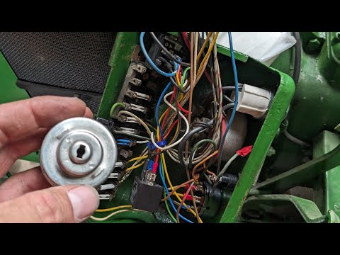 Replace tractor ignition lock Deutz F2L612
