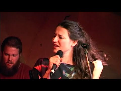 Giving Love - Sans Elle (live at Sunset)