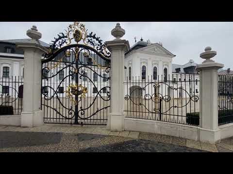 Slovakia Bratislava city tourisme à travers différents pays