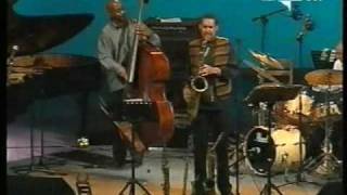 Jackie McLean Quintet - Umbria Jazz 04 - Mr. E part one.wmv