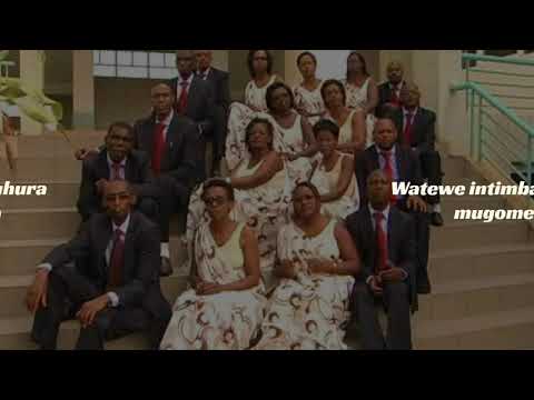 Namwitura iki by Abasaruzi Choir