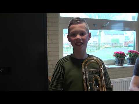 INSTRUMENT IN DE SPOTLIGHTS - De tromboneles