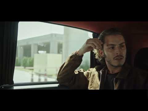 SAYGI 2 - Mahalle Yanarken Or*spu saçını tararmış