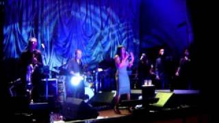 Heather Small with Snake Davis - Search For A Hero - Live at Bloomsbury Ballroom London Oktober 2006