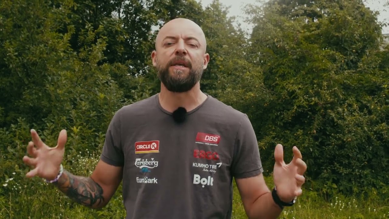 Turpinās labības kulšanas laiks. Aicina uzmanīties uz ceļiem