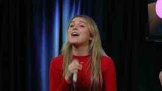 Elle Winter Performs at Q102