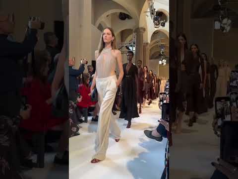 finale philosophy Spring-summer 2024 Fashion show 💛 #philosophy