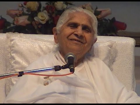 Evening Class  Dadi Janki  12 10 2010 Om Shanti Bhawan