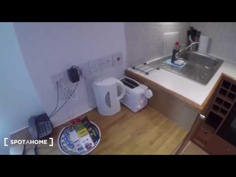 Studio apartment with central heating to rent in Hammersmith, Travelcard... - Spotahome (ref 131156)
