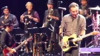 Bruce Springsteen - Bad Moon Rising,Leeds first direct arena 24th July 2013