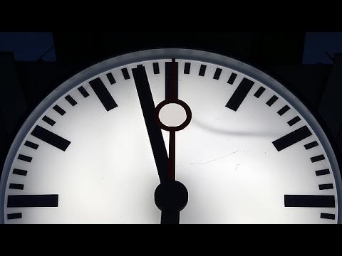 Stillstand: Atomkriegsuhr bleibt auf "drei vor zwölf"