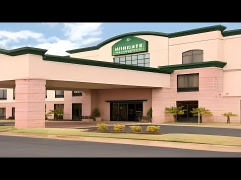 La Quinta Inn & Suites by Wyndham Columbus North | Columbus (GA), United States | Hotel Review🏨