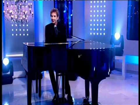 Barry Manilow - Bring On Tomorrow  On This Morning with Phil & Hollie 14/03/11