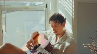 Georgio - Hôtel 5 étoiles (Clip Officiel)