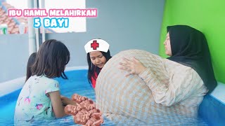 Download lagu IBU HAMIL MELAHIRKAN 5 BAYI DIKOLAM RENANG mp3 Download lagu IBU HAMIL MELAHIRKAN 5 BAYI DIKOLAM RENANG mp3
