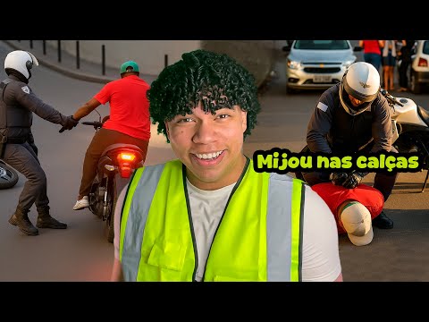 He tried to run away from the police and PISSED himself when he was caught lol | MOTORCYCLE ESCAP...