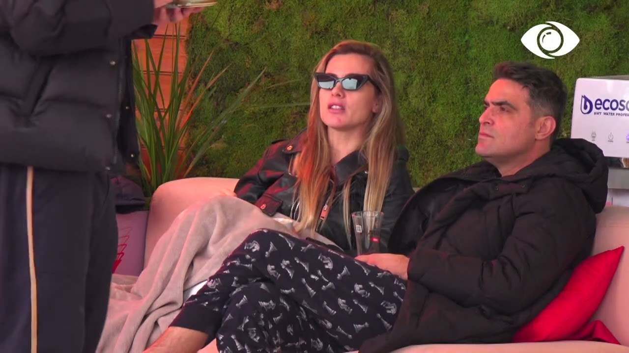 Nuk ke faj ti që dole i palagur/ Olta dhe Luizi e nisin ditën me debat