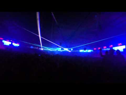 Hernan Cattaneo playing MUZE - JADE & ERAN AVINER MOONPA