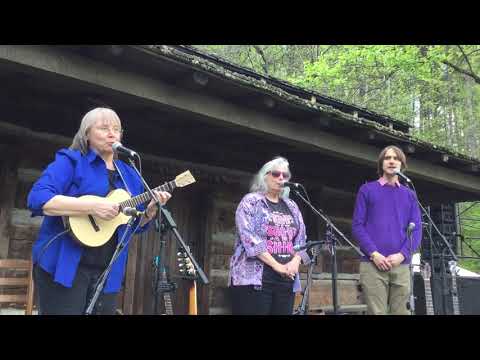 Thumbnail for Closer to The Light - Cathy Fink & Marcy Marxer with Sam Gleaves, Live at Merlefest by Cathy Fink
