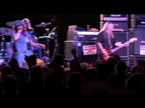 Promotional video thumbnail 2 for Extreme AC/DC Dirty Deeds
