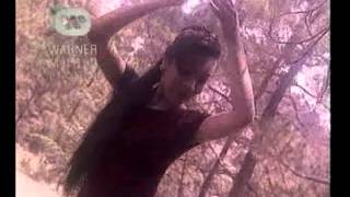 Download lagu Amelina - Rindu mp3 Download lagu Amelina - Rindu mp3