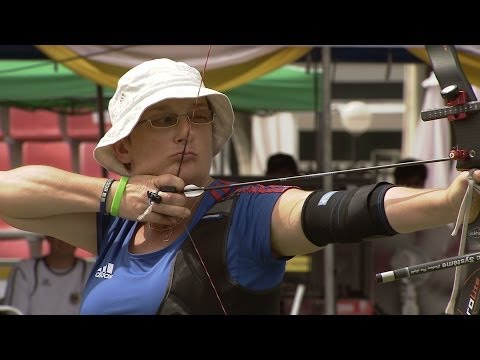 Brigitte Duboc v Quirong Liang – recurve women gold | 2013 Bangkok World Archery Para Championships