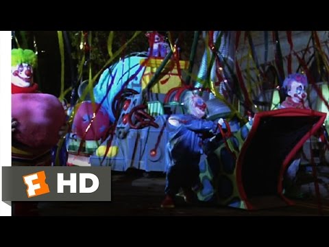 Killer Klowns from Outer Space (7/11) Movie CLIP - Clown Invasion (1988) HD