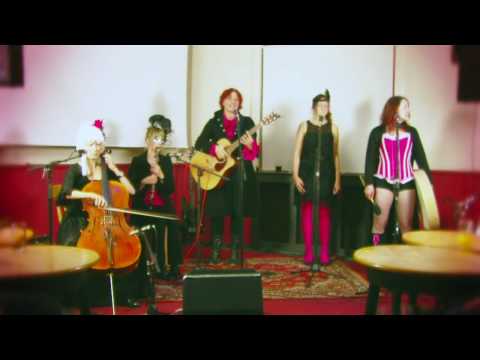 Invocal - Love's Young Dream