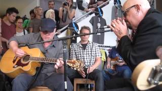 Masters Of Reality, &quot;Lookin&#39; To Get Rite&quot; Live At Lo-Fi Merchandise, Cologne (10 June 2013)