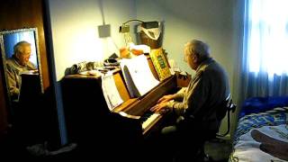 "You're Breaking My Heart" piano solo by Wally Krauss
