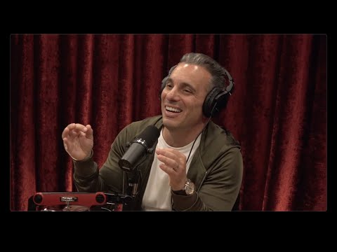 Joe Rogan Experience #2149 - Sebastian Maniscalco