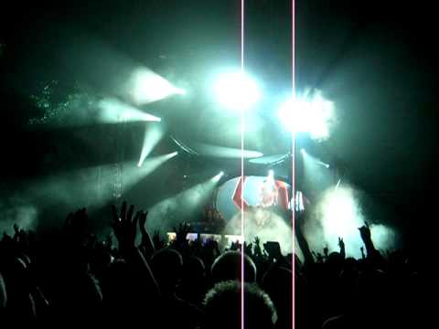 Tunnel Electrocity 2010 - Marco V - B2B - Sander Van Doorn - Riff