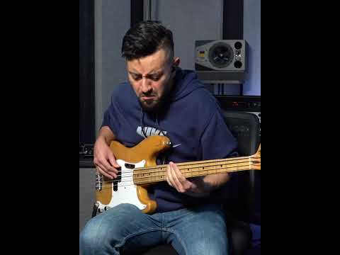 Fender P Bass 1975 Natural image 12