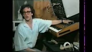 Steve Porcaro - Synthesizer Basics   Minimoog Bass Sounds